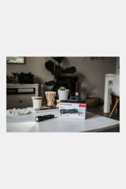 Led Lenser P5 Core Zaklamp -Winkel Voor Outdoor-Avontuurartikelen b48c390035 7979 04 nl